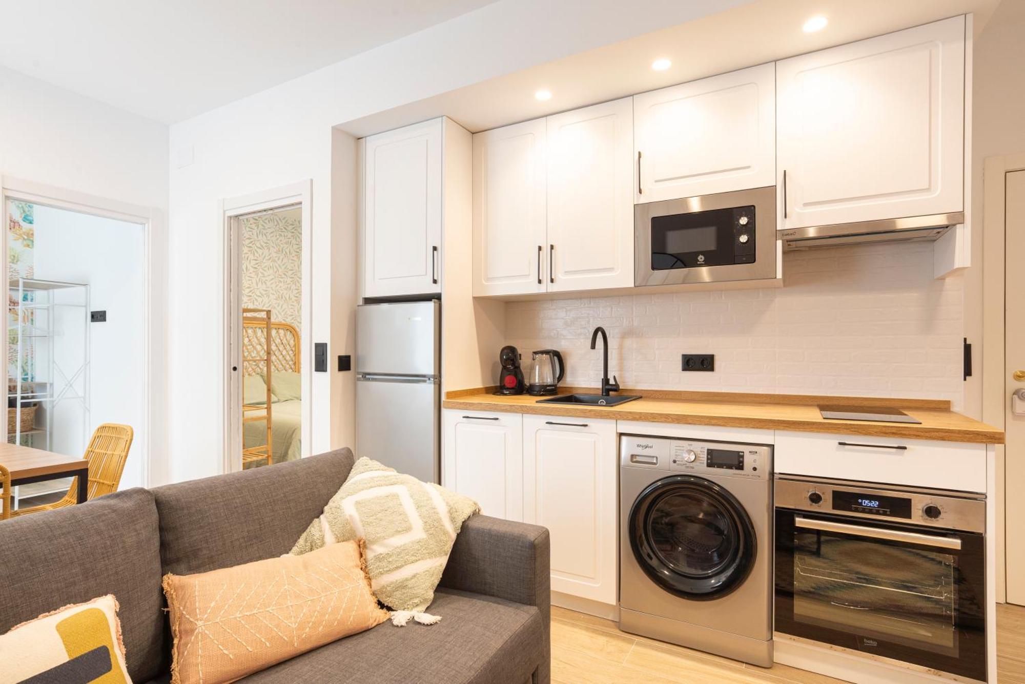II Cozy & Modern Apartment Ayr Málaga Exteriör bild